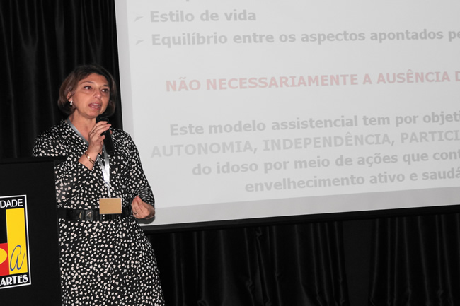 Drª Lucy Aintablian Tchakmakian 
 Nutricionista