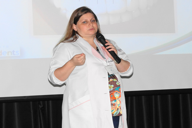 Palestra sobre saúde bucal - Drª Alessandra Rodrigues - Sorridents